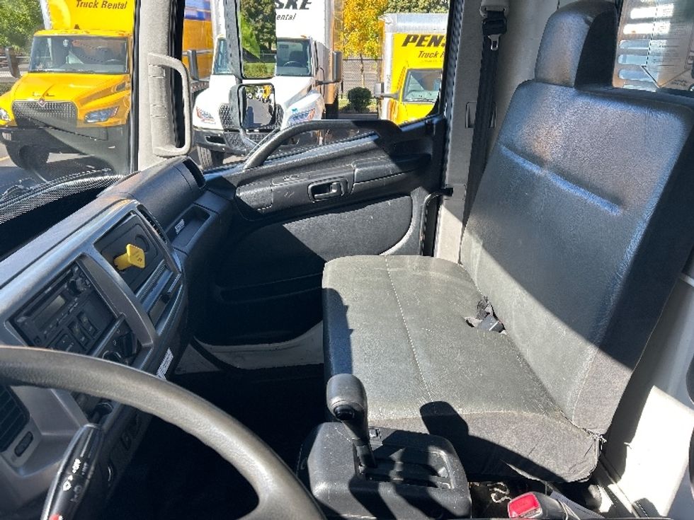 Flatbed Truck-Light and Medium Duty Trucks-Hino-2019-268-Portland-OR-113,020\n\t\tmiles-$ 56,000 - Image 19