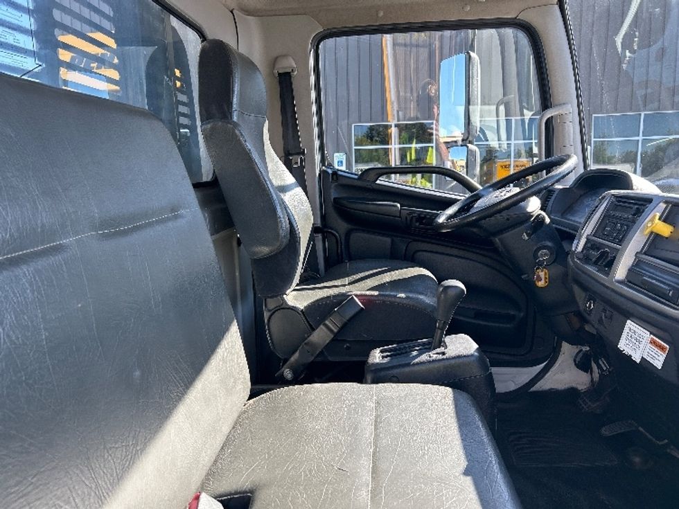 Flatbed Truck-Light and Medium Duty Trucks-Hino-2019-268-Portland-OR-113,020\n\t\tmiles-$ 56,000 - Image 22