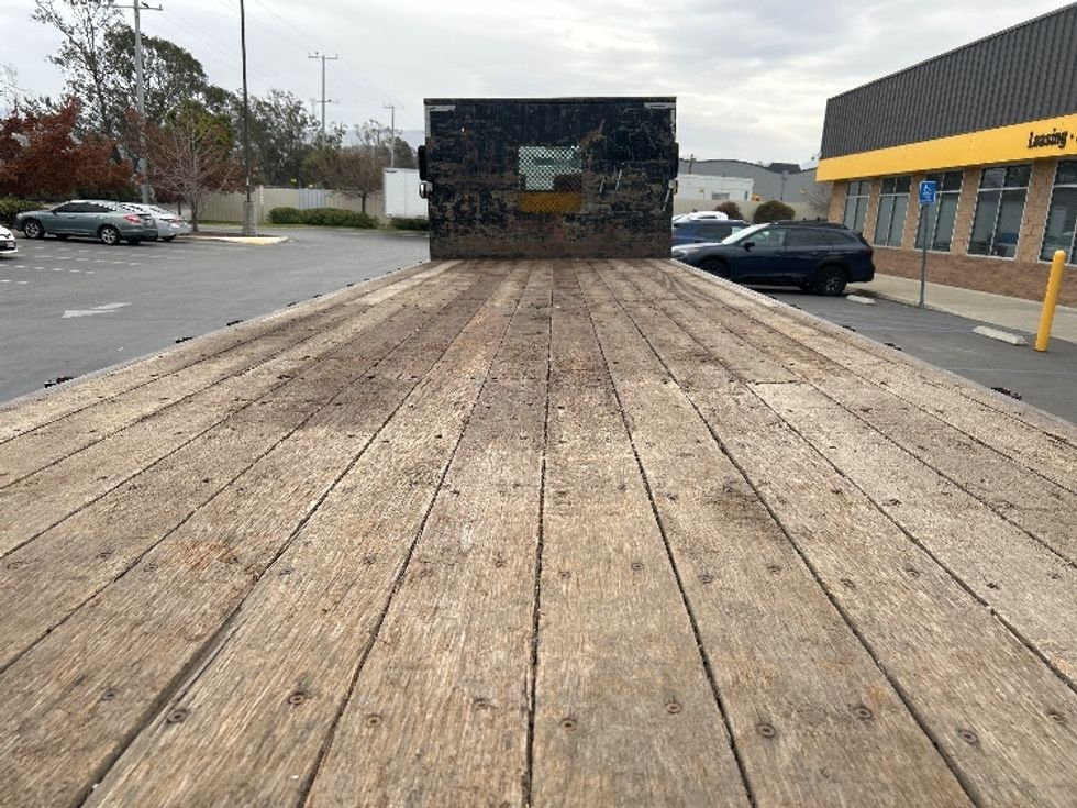 Flatbed Truck-Light and Medium Duty Trucks-Hino-2019-268-Sun Valley-CA-135,588\n\t\tmiles-$ 56,000 - Image 8