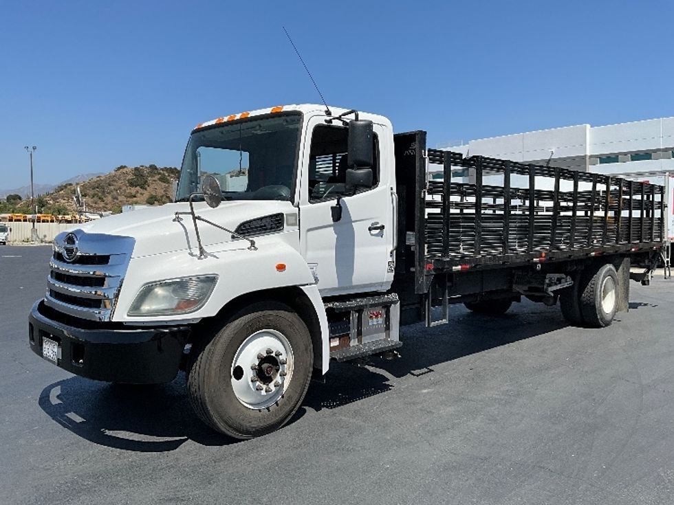 Flatbed Truck-Light and Medium Duty Trucks-Hino-2019-268-Torrance-CA-142,752\n\t\tmiles-$ 51,000 - Image 3