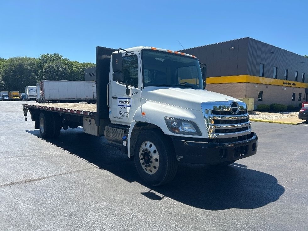 Flatbed Truck-Light and Medium Duty Trucks-Hino-2019-338-Burlington-NJ-141,057\n\t\tmiles-$ 45,750 - Image 1