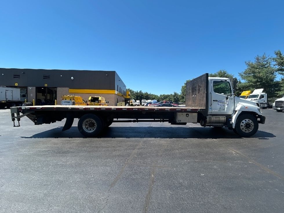 Flatbed Truck-Light and Medium Duty Trucks-Hino-2019-338-Burlington-NJ-141,057\n\t\tmiles-$ 45,750 - Image 13