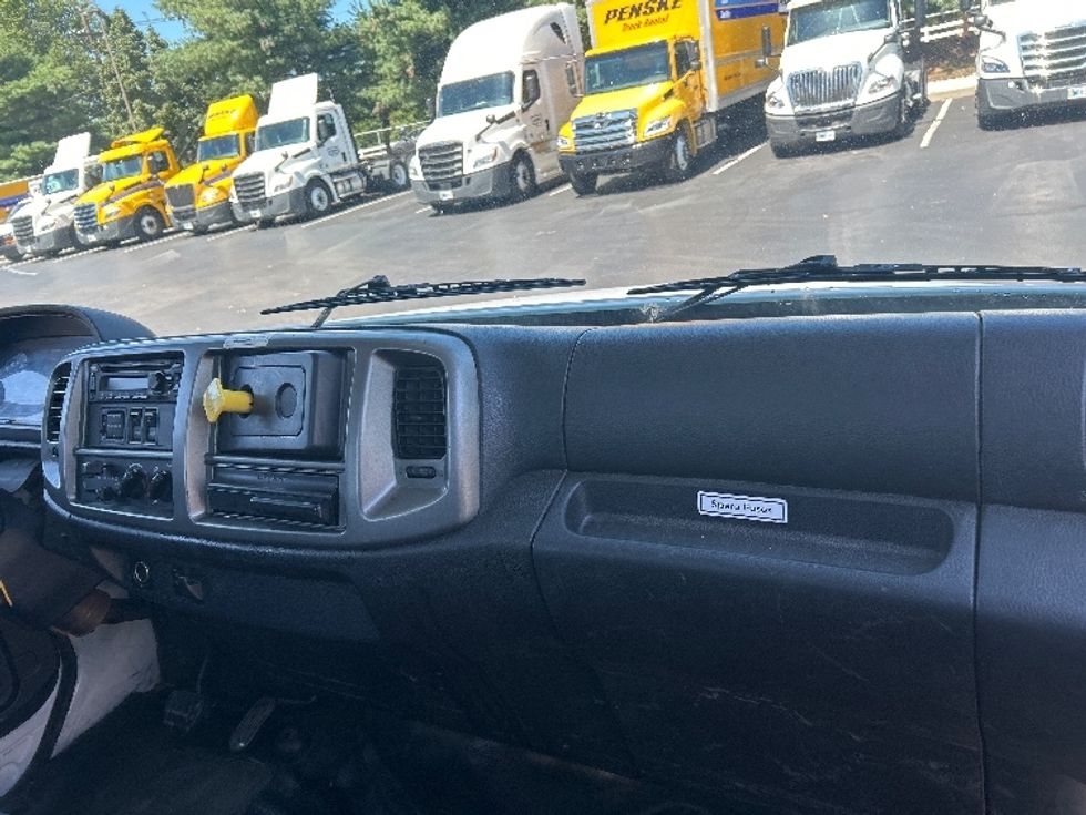 Flatbed Truck-Light and Medium Duty Trucks-Hino-2019-338-Burlington-NJ-141,057\n\t\tmiles-$ 45,750 - Image 19