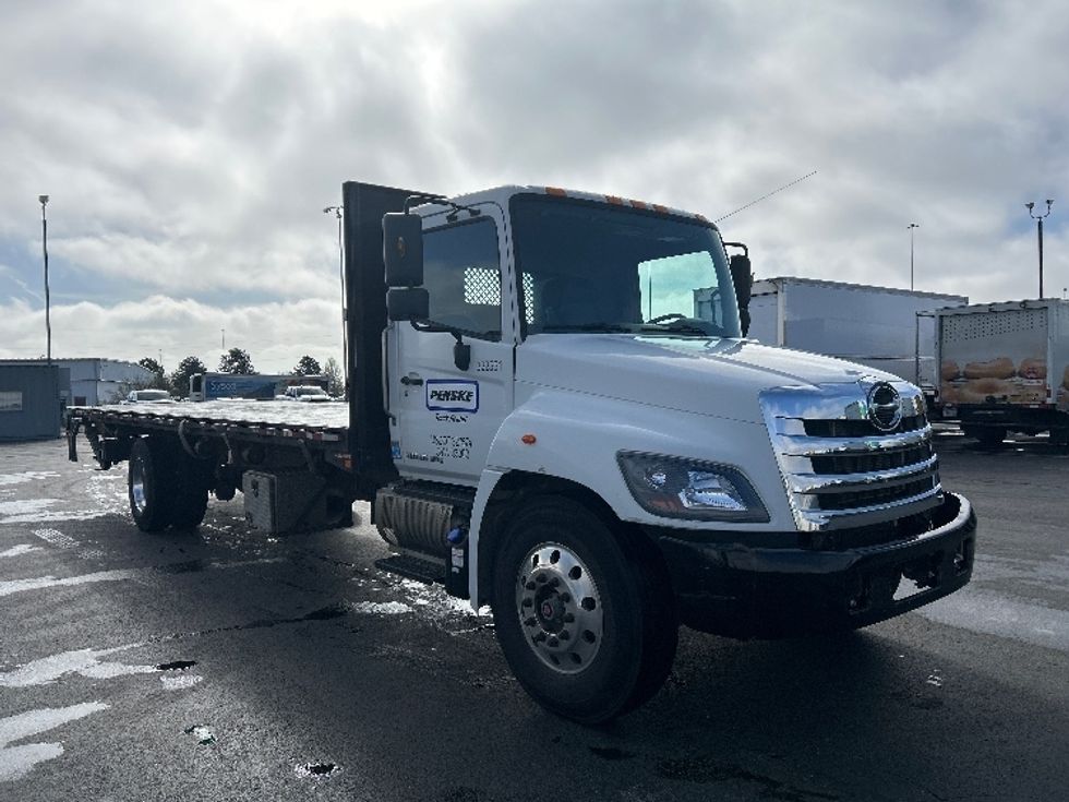 Flatbed Truck-Light and Medium Duty Trucks-Hino-2019-338-Columbus-OH-99,834\n\t\tmiles-$ 57,250 - Image 1