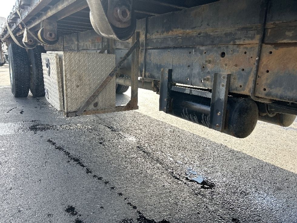 Flatbed Truck-Light and Medium Duty Trucks-Hino-2019-338-Columbus-OH-99,834\n\t\tmiles-$ 57,250 - Image 14