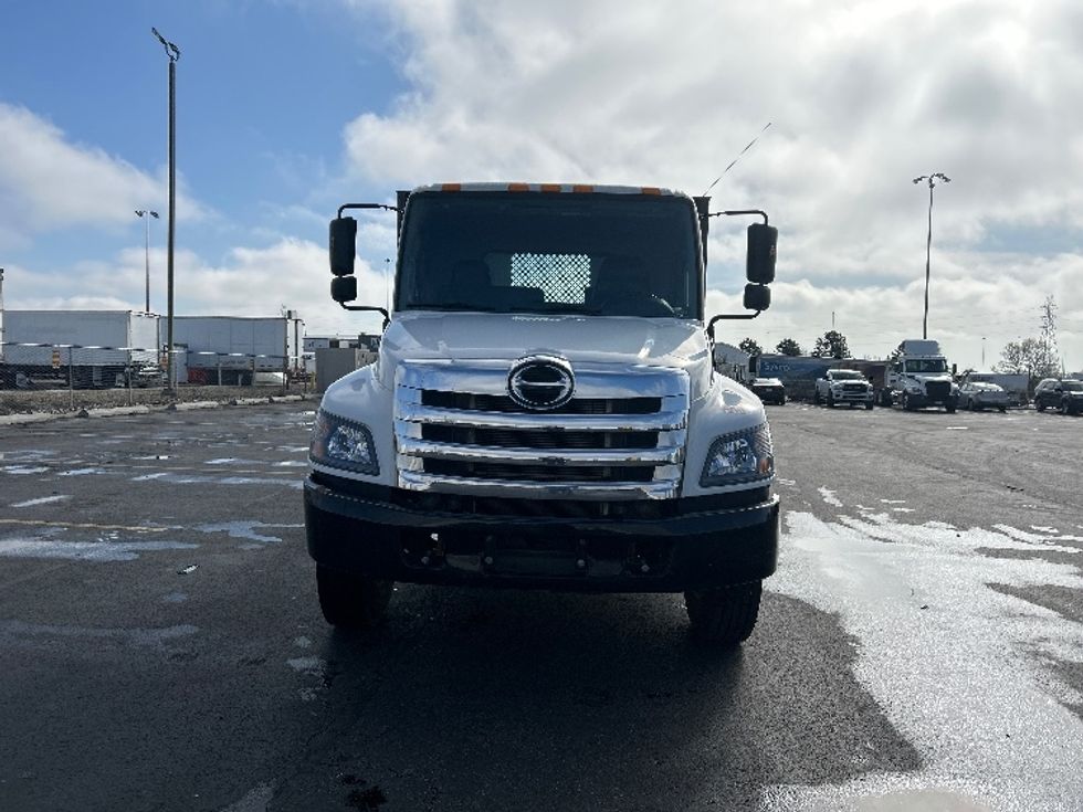 Flatbed Truck-Light and Medium Duty Trucks-Hino-2019-338-Columbus-OH-99,834\n\t\tmiles-$ 57,250 - Image 2