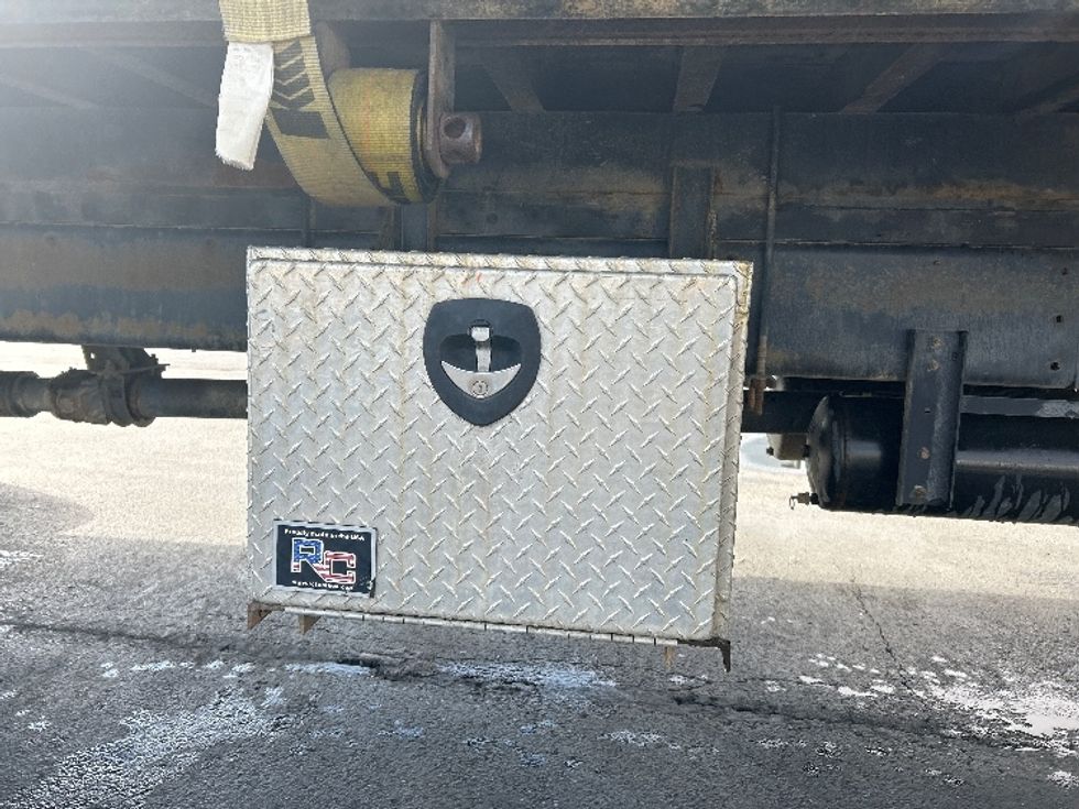 Flatbed Truck-Light and Medium Duty Trucks-Hino-2019-338-Columbus-OH-99,834\n\t\tmiles-$ 57,250 - Image 25