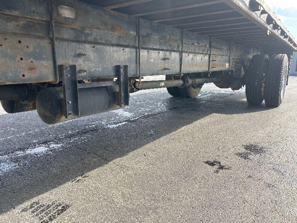 Flatbed Truck-Light and Medium Duty Trucks-Hino-2019-338-Columbus-OH-99,834\n\t\tmiles-$ 57,250 - Image 5