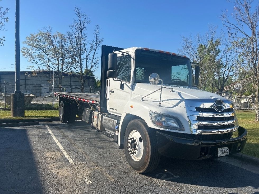 Flatbed Truck-Light and Medium Duty Trucks-Hino-2019-338-Forest Park-GA-151,397\n\t\tmiles-$ 38,000 - Image 1