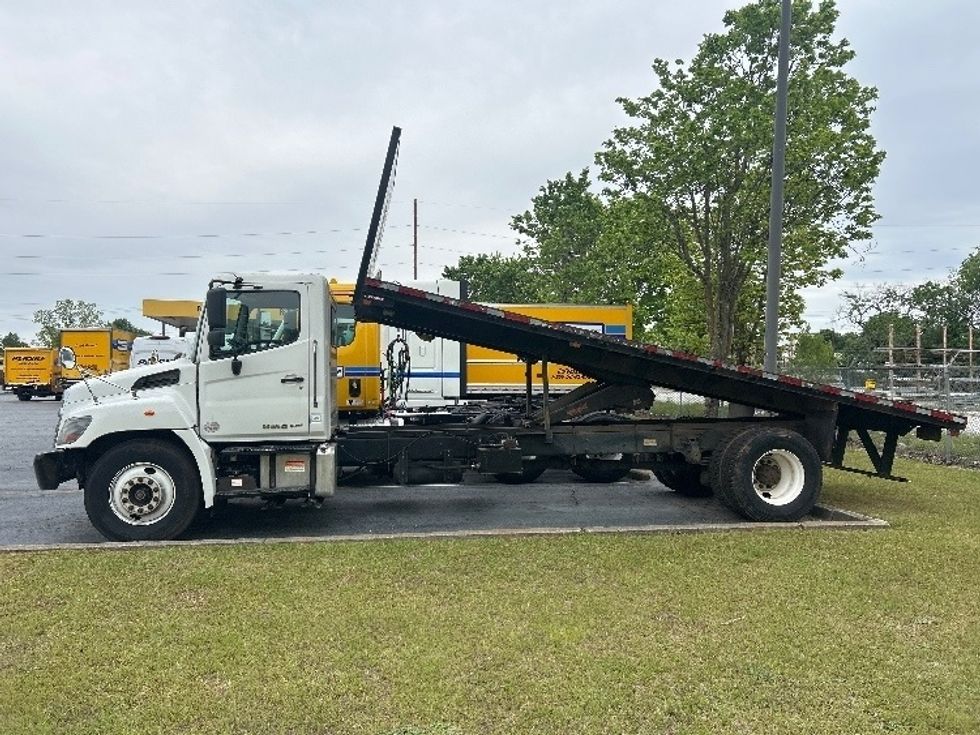 Flatbed Truck-Light and Medium Duty Trucks-Hino-2019-338-Forest Park-GA-151,397\n\t\tmiles-$ 38,000 - Image 4
