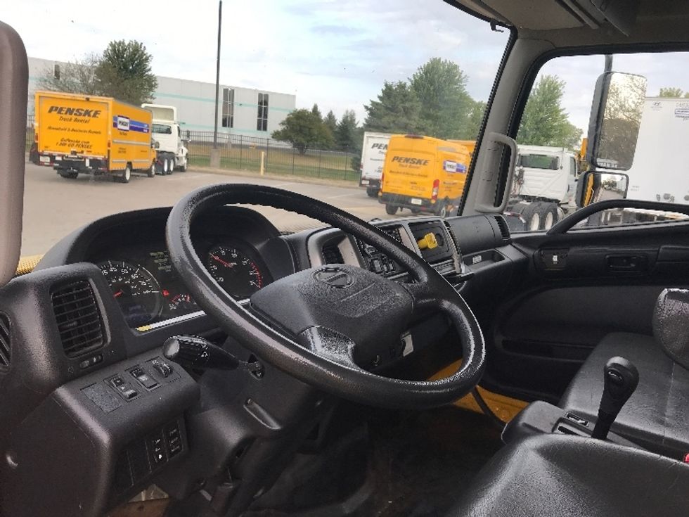 Flatbed Truck-Light and Medium Duty Trucks-Hino-2019-338-Kalamazoo-MI-155,497\n\t\tmiles-$ 46,250 - Image 17