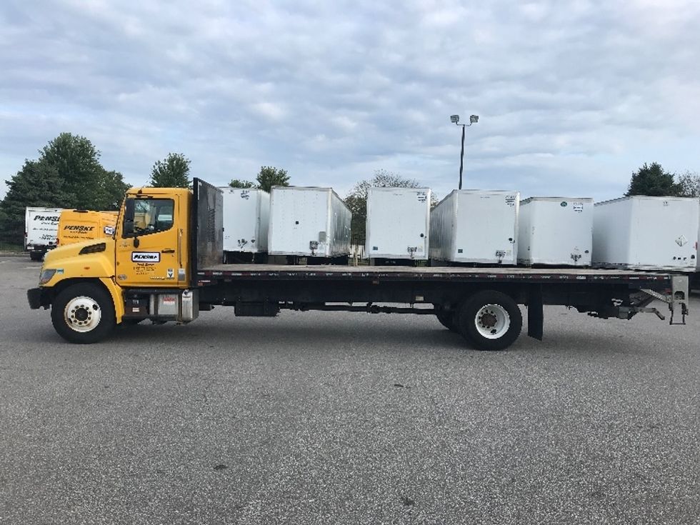 Flatbed Truck-Light and Medium Duty Trucks-Hino-2019-338-Kalamazoo-MI-155,497\n\t\tmiles-$ 46,250 - Image 4