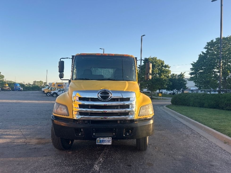 Flatbed Truck-Light and Medium Duty Trucks-Hino-2019-338-Kansas City-MO-193,133\n\t\tmiles-$ 32,000 - Image 2