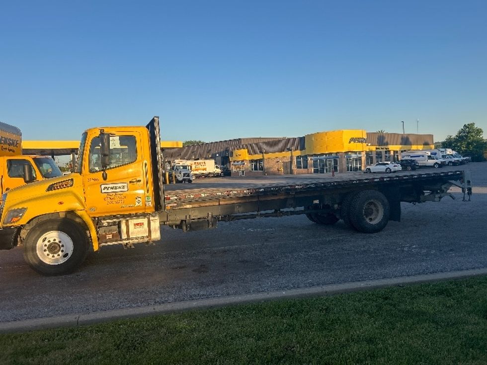 Flatbed Truck-Light and Medium Duty Trucks-Hino-2019-338-Kansas City-MO-193,133\n\t\tmiles-$ 32,000 - Image 4