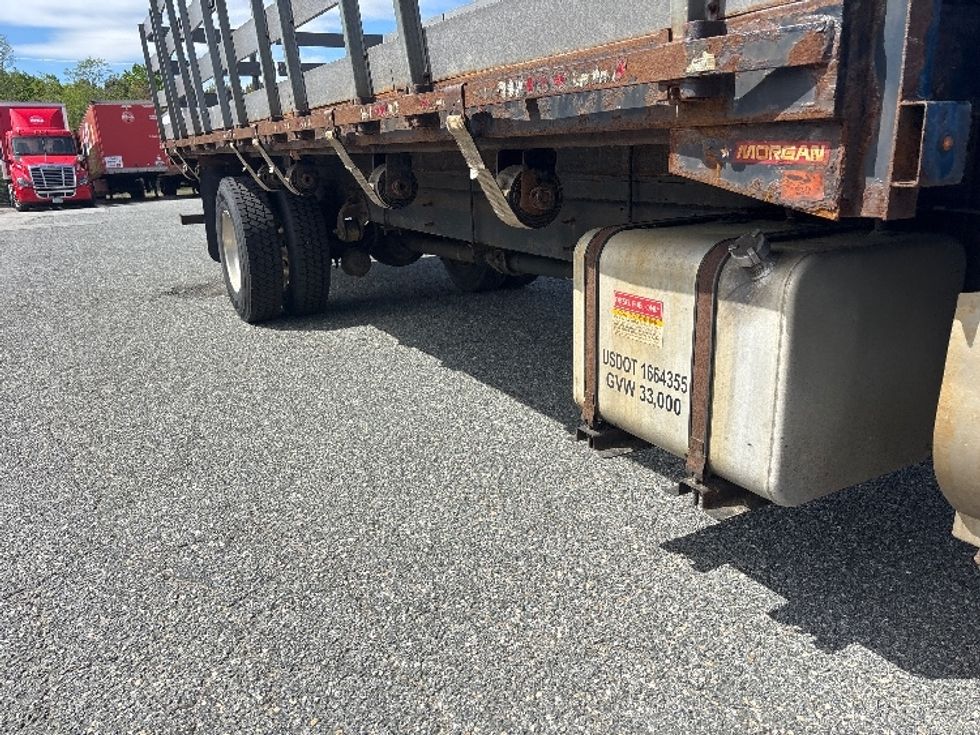 Flatbed Truck-Light and Medium Duty Trucks-Hino-2019-338-Sandwich-MA-250,257\n\t\tmiles-$ 30,750 - Image 12