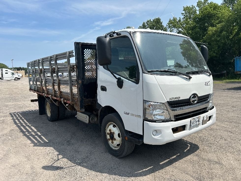 Flatbed Truck-Light and Medium Duty Trucks-Hino-2020-195-Rochester-NY-159,632\n\t\tmiles-$ 31,500 - Image 1