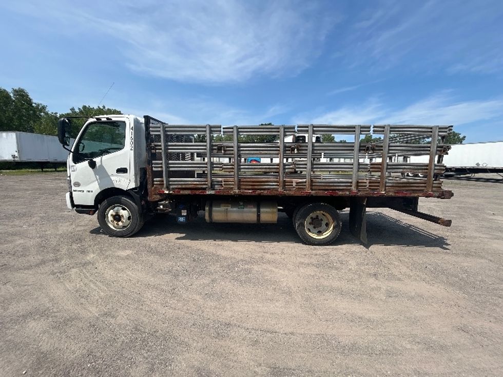 Flatbed Truck-Light and Medium Duty Trucks-Hino-2020-195-Rochester-NY-159,632\n\t\tmiles-$ 31,500 - Image 4
