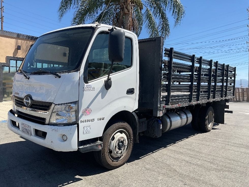 Flatbed Truck-Light and Medium Duty Trucks-Hino-2020-195-Torrance-CA-308,693\n\t\tmiles-$ 18,000 - Image 3