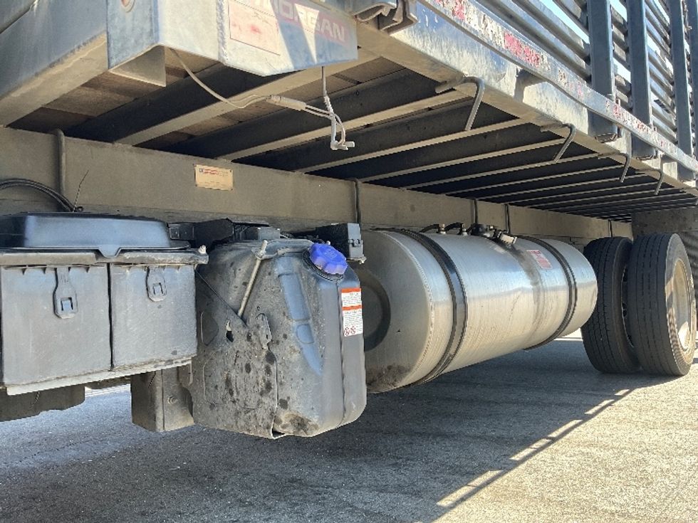 Flatbed Truck-Light and Medium Duty Trucks-Hino-2020-195-Torrance-CA-308,693\n\t\tmiles-$ 18,000 - Image 5