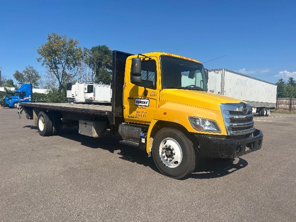 Flatbed Truck-Light and Medium Duty Trucks-Hino-2020-268-Brooklyn Park-MN-118,557\n\t\tmiles-$ 54,250 - Image 1