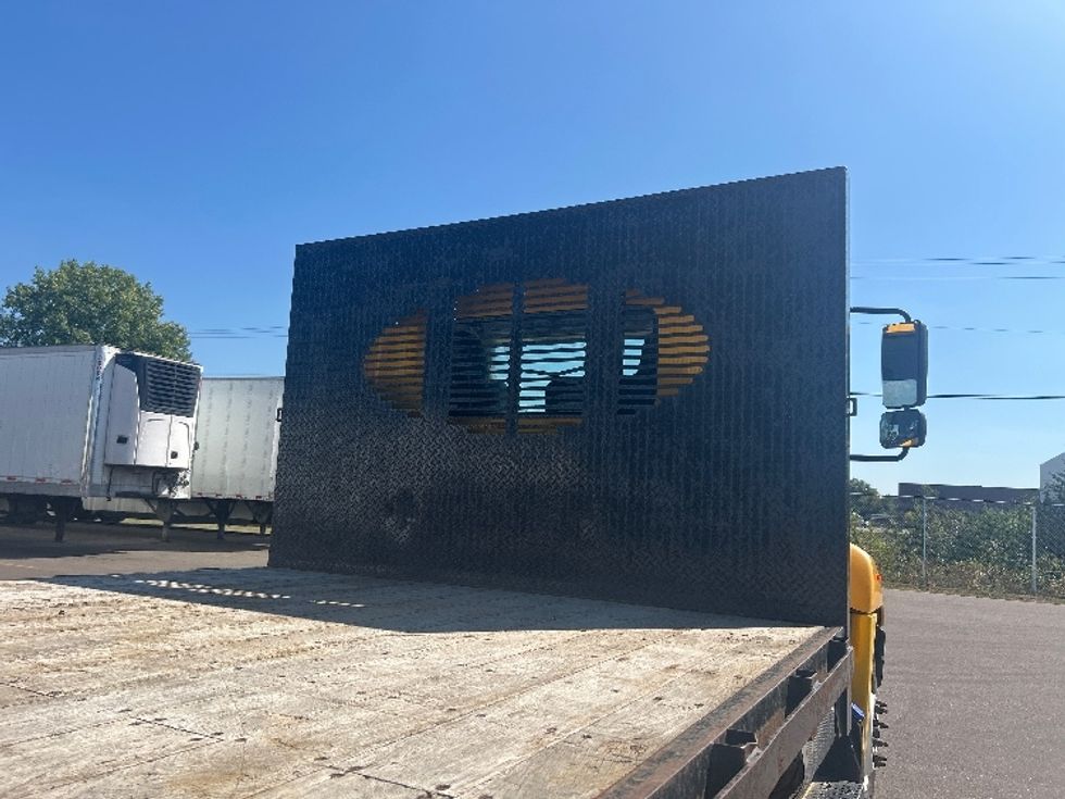Flatbed Truck-Light and Medium Duty Trucks-Hino-2020-268-Brooklyn Park-MN-118,557\n\t\tmiles-$ 54,250 - Image 12