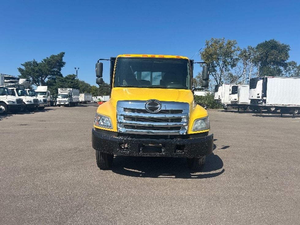 Flatbed Truck-Light and Medium Duty Trucks-Hino-2020-268-Brooklyn Park-MN-118,557\n\t\tmiles-$ 54,250 - Image 2