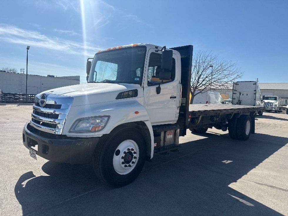 Flatbed Truck-Light and Medium Duty Trucks-Hino-2020-268-Dallas-TX-223,319\n\t\tmiles-$ 37,500 - Image 3