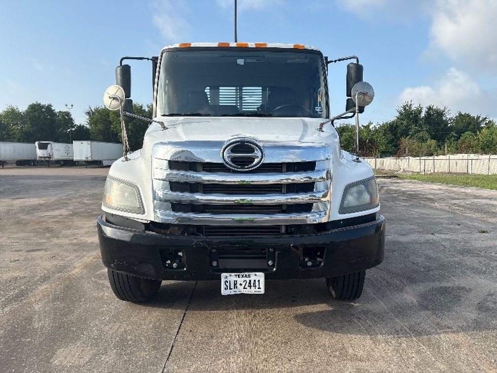 Flatbed Truck-Light and Medium Duty Trucks-Hino-2020-268-Dallas-TX-85,126\n\t\tmiles-$ 65,250 - Image 2
