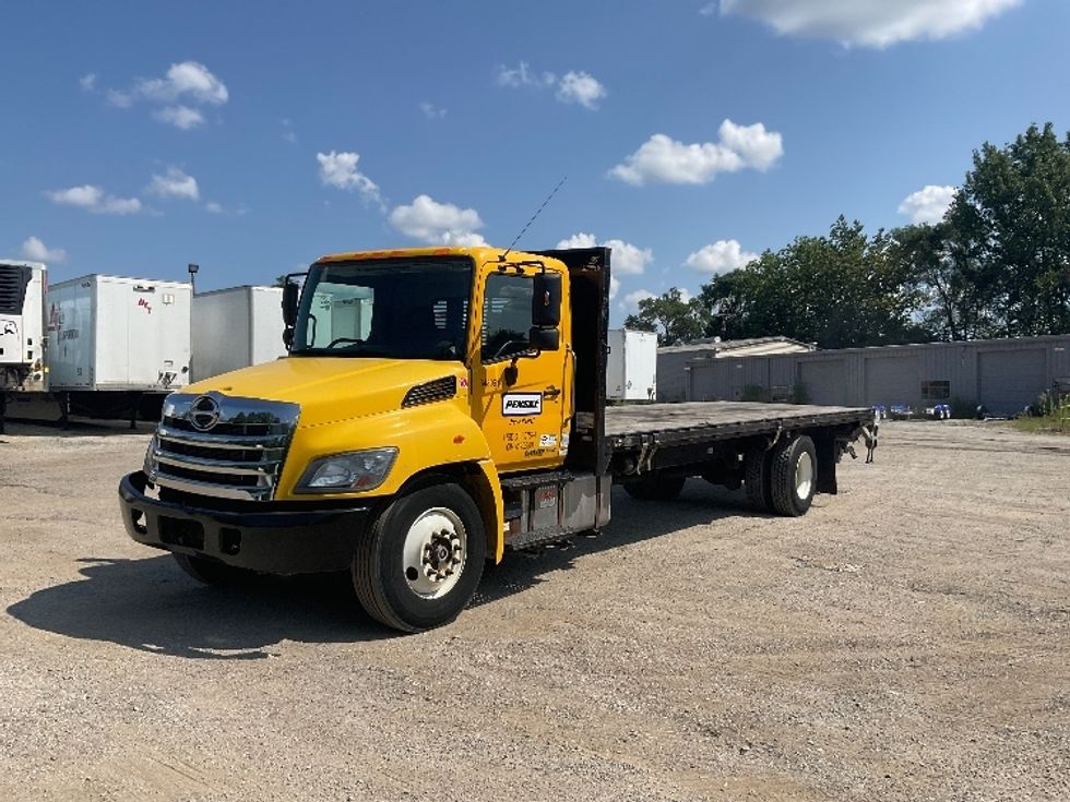 Flatbed Truck-Light and Medium Duty Trucks-Hino-2020-268-East Chicago-IN-88,372\n\t\tmiles-$ 68,000 - Image 3