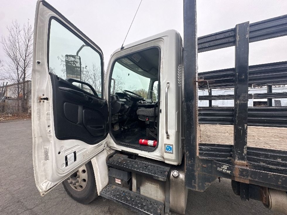 Flatbed Truck-Light and Medium Duty Trucks-Hino-2020-268-Elmsford-NY-250,212\n\t\tmiles-$ 38,000 - Image 13