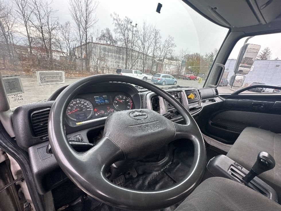 Flatbed Truck-Light and Medium Duty Trucks-Hino-2020-268-Elmsford-NY-250,212\n\t\tmiles-$ 38,000 - Image 14