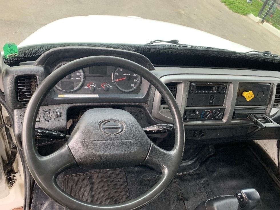 Flatbed Truck-Light and Medium Duty Trucks-Hino-2020-268-Fresno-CA-212,981\n\t\tmiles-$ 48,250 - Image 15