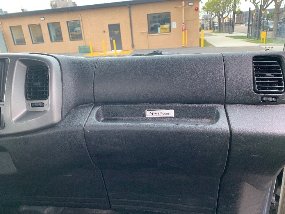 Flatbed Truck-Light and Medium Duty Trucks-Hino-2020-268-Fresno-CA-212,981\n\t\tmiles-$ 48,250 - Image 18