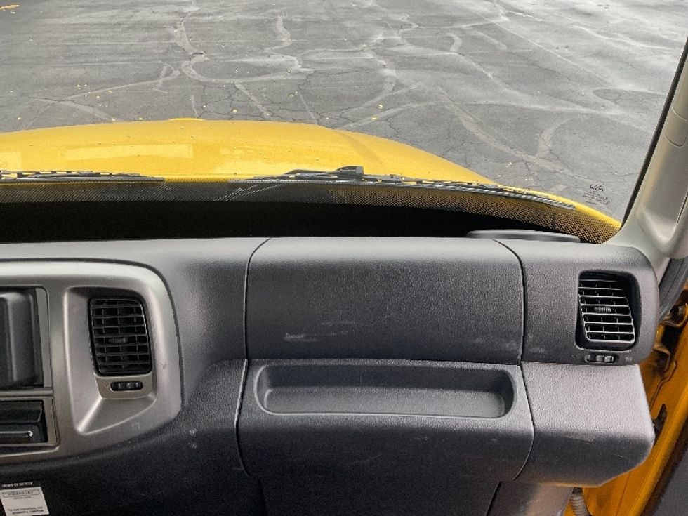 Flatbed Truck-Light and Medium Duty Trucks-Hino-2020-268-La Vergne-TN-95,853\n\t\tmiles-$ 58,250 - Image 21