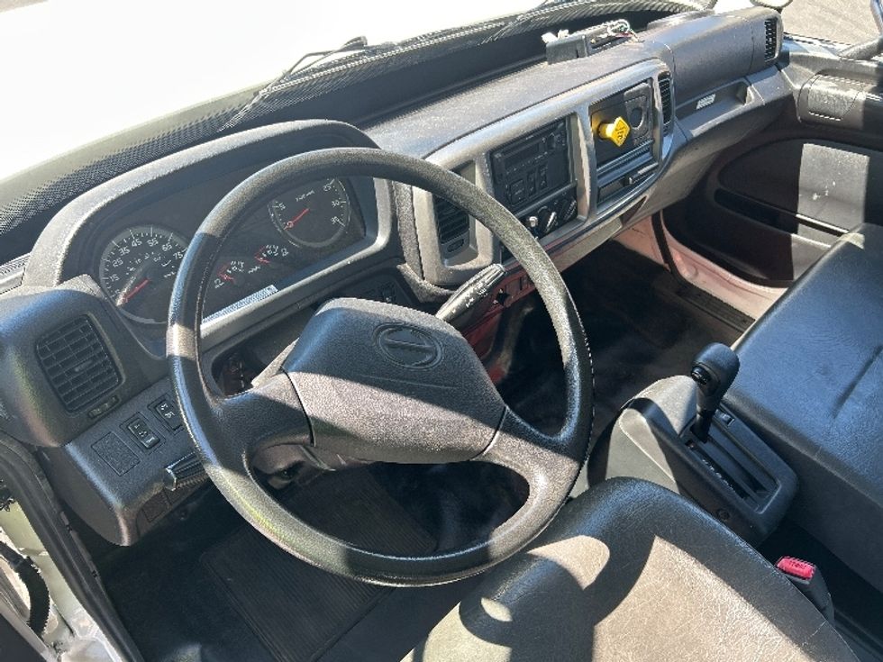 Flatbed Truck-Light and Medium Duty Trucks-Hino-2020-268-Portland-OR-60,794\n\t\tmiles-$ 66,000 - Image 12