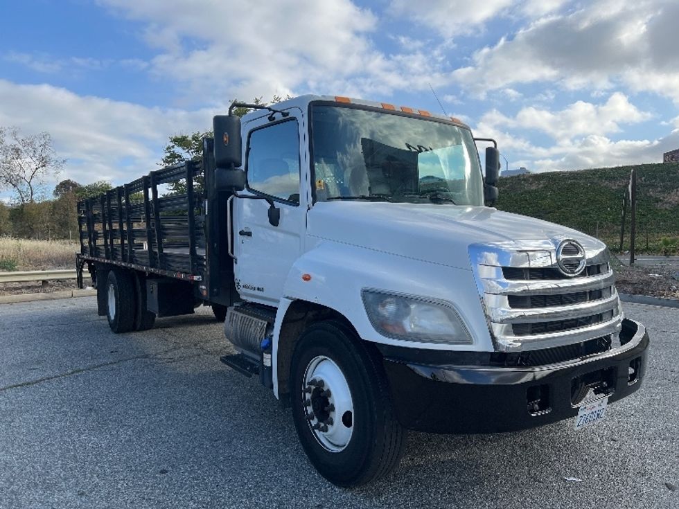 Flatbed Truck-Light and Medium Duty Trucks-Hino-2020-268-Torrance-CA-120,660\n\t\tmiles-$ 62,000 - Image 1
