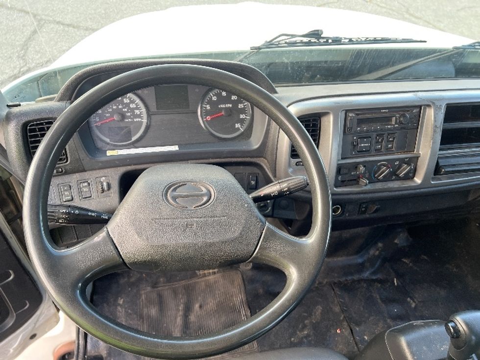 Flatbed Truck-Light and Medium Duty Trucks-Hino-2020-268-Torrance-CA-120,660\n\t\tmiles-$ 62,000 - Image 17