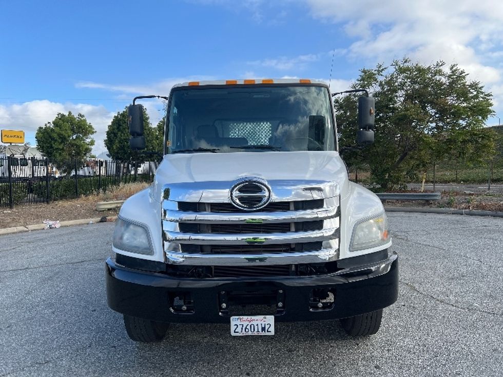Flatbed Truck-Light and Medium Duty Trucks-Hino-2020-268-Torrance-CA-120,660\n\t\tmiles-$ 62,000 - Image 2