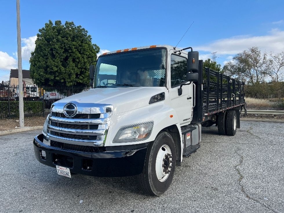 Flatbed Truck-Light and Medium Duty Trucks-Hino-2020-268-Torrance-CA-120,660\n\t\tmiles-$ 62,000 - Image 3