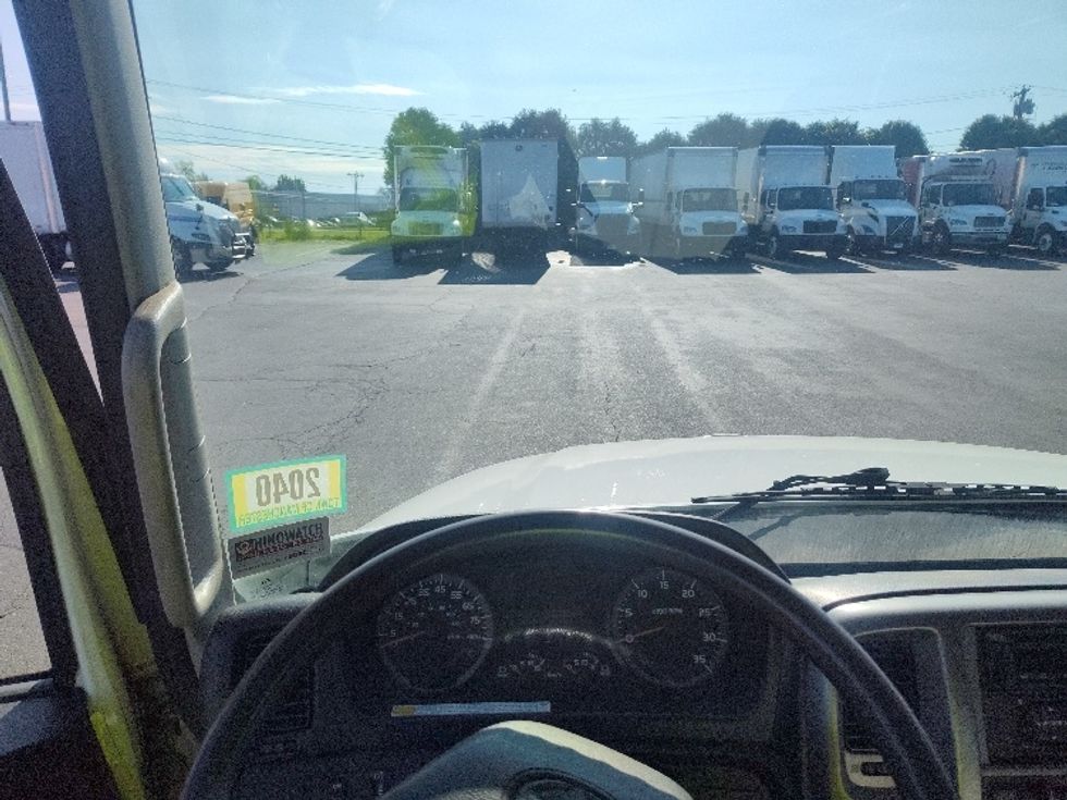 2020 Hino Conventional Type Truck Single Cab photo 11