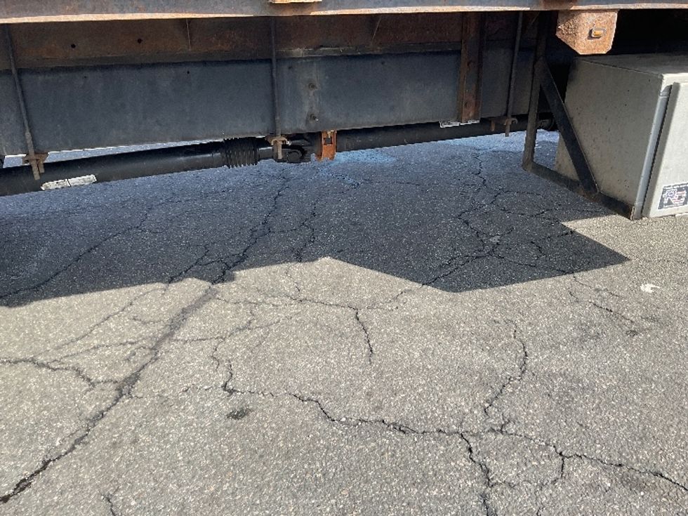 Flatbed Truck-Light and Medium Duty Trucks-Hino-2020-338-Chicopee-MA-166,670\n\t\tmiles-$ 39,250 - Image 12