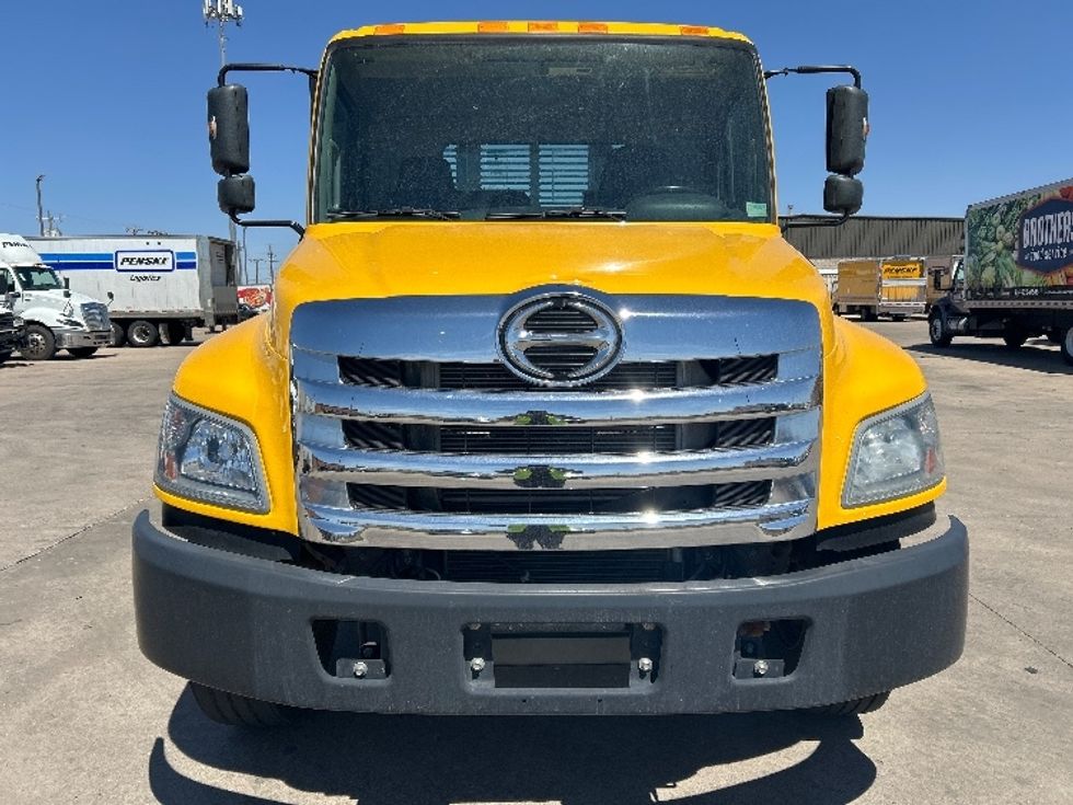 Flatbed Truck-Light and Medium Duty Trucks-Hino-2020-338-Fort Worth-TX-91,213\n\t\tmiles-$ 60,000 - Image 2