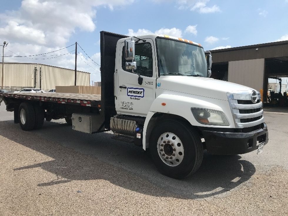 Flatbed Truck-Light and Medium Duty Trucks-Hino-2020-338-Houston-TX-134,839\n\t\tmiles-$ 55,000 - Image 1