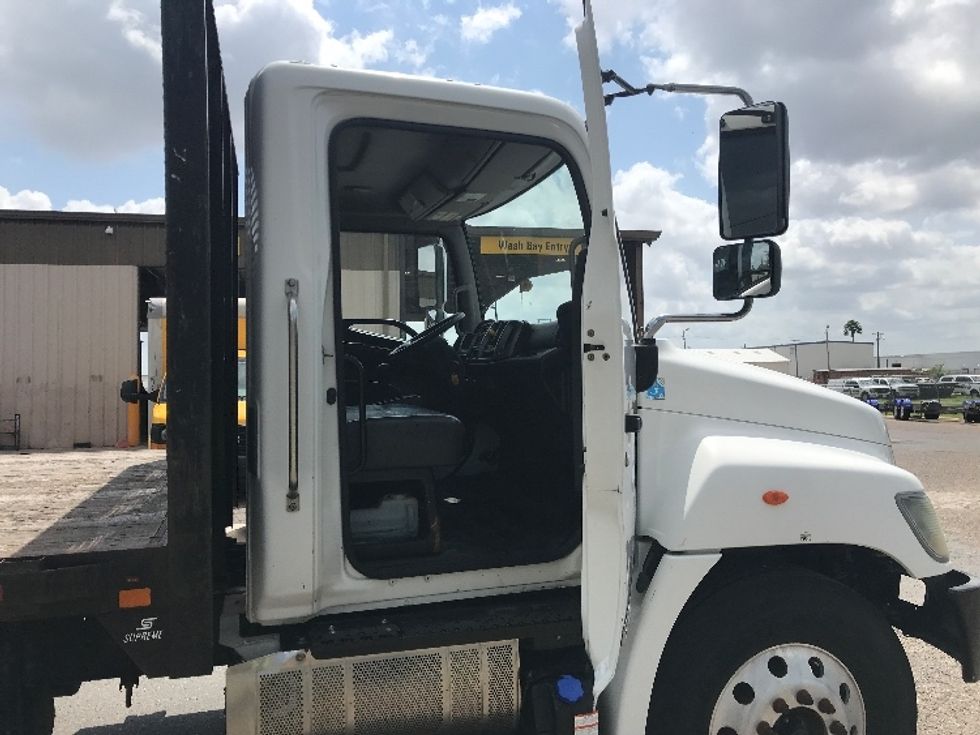 Flatbed Truck-Light and Medium Duty Trucks-Hino-2020-338-Houston-TX-134,839\n\t\tmiles-$ 55,000 - Image 20