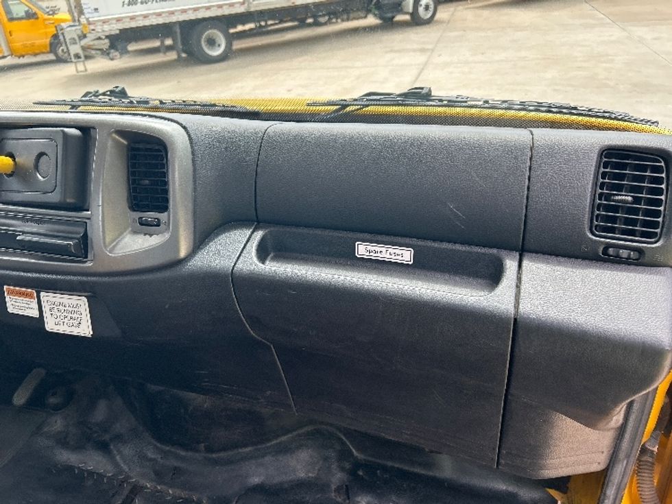 Flatbed Truck-Light and Medium Duty Trucks-Hino-2020-338-Kennesaw-GA-145,689\n\t\tmiles-$ 52,500 - Image 17