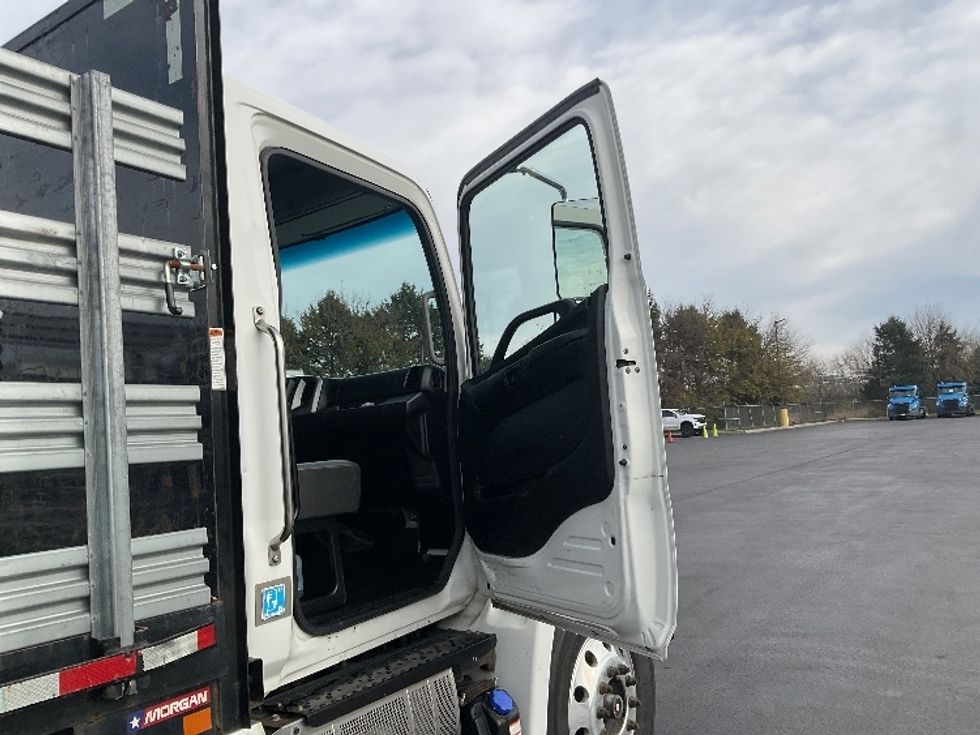 Flatbed Truck-Light and Medium Duty Trucks-Hino-2020-338-Lancaster-PA-146,436\n\t\tmiles-$ 47,000 - Image 20
