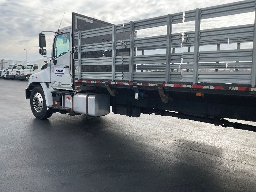 Flatbed Truck-Light and Medium Duty Trucks-Hino-2020-338-Lancaster-PA-146,436\n\t\tmiles-$ 47,000 - Image 5