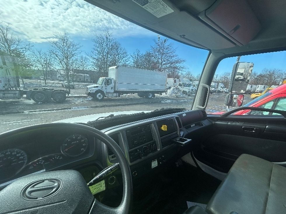Flatbed Truck-Light and Medium Duty Trucks-Hino-2020-338-Lancaster-PA-158,205\n\t\tmiles-$ 43,500 - Image 17