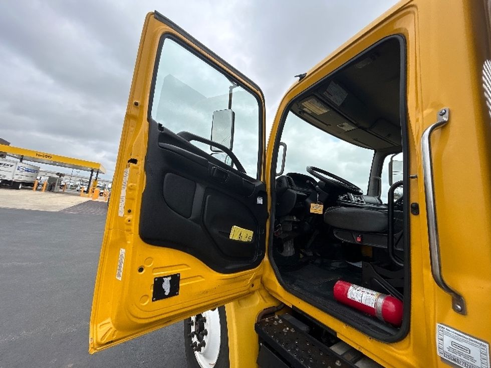 Flatbed Truck-Light and Medium Duty Trucks-Hino-2020-338-Lowell-AR-203,875\n\t\tmiles-$ 32,000 - Image 16