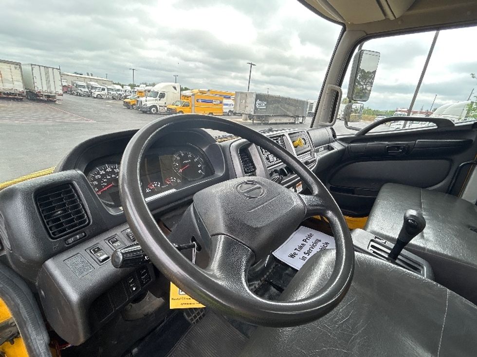 Flatbed Truck-Light and Medium Duty Trucks-Hino-2020-338-Lowell-AR-203,875\n\t\tmiles-$ 32,000 - Image 17